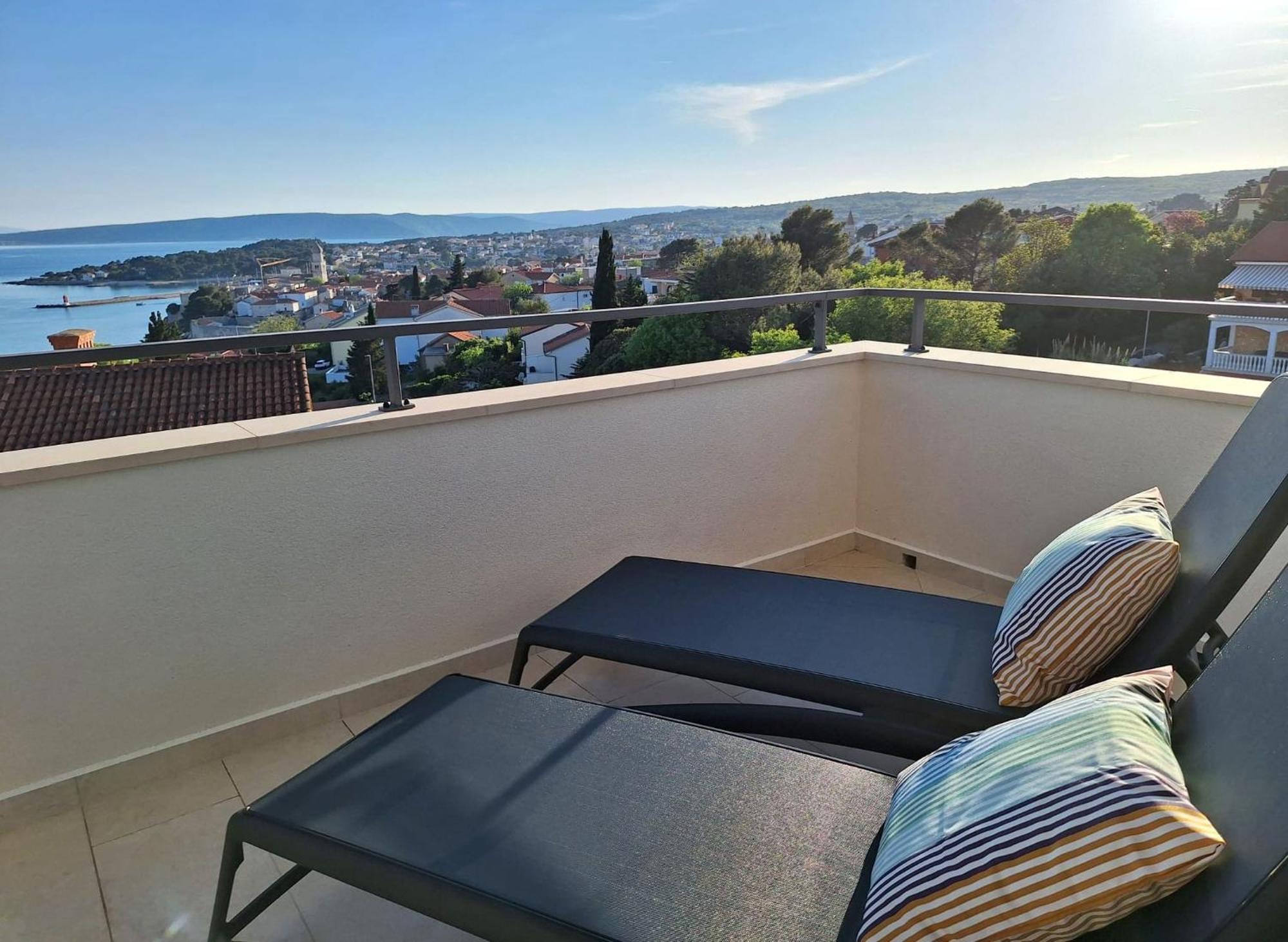 Sea View Apartments Ivana Krk Town Exterior photo